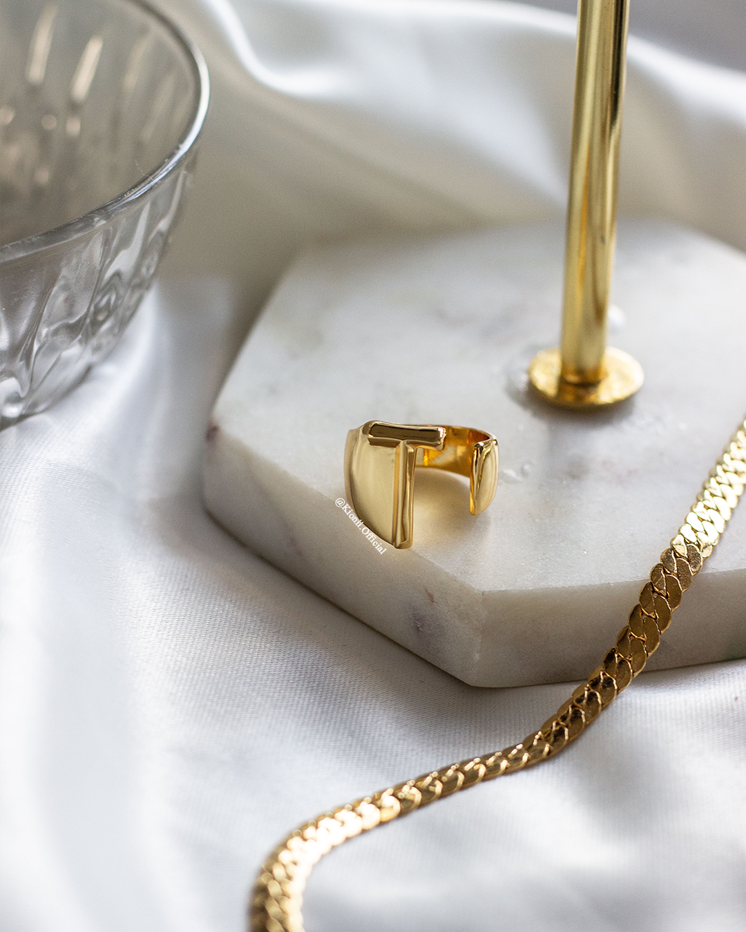Initial Gold Chunky Ring - KIONII