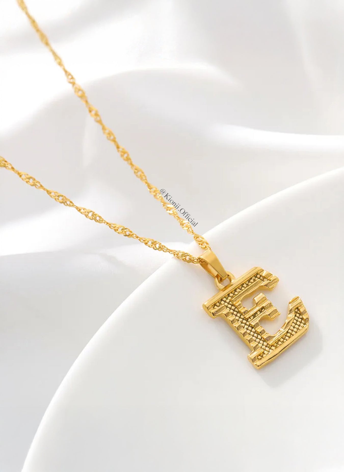 Ciara Initial Necklace (Gold)