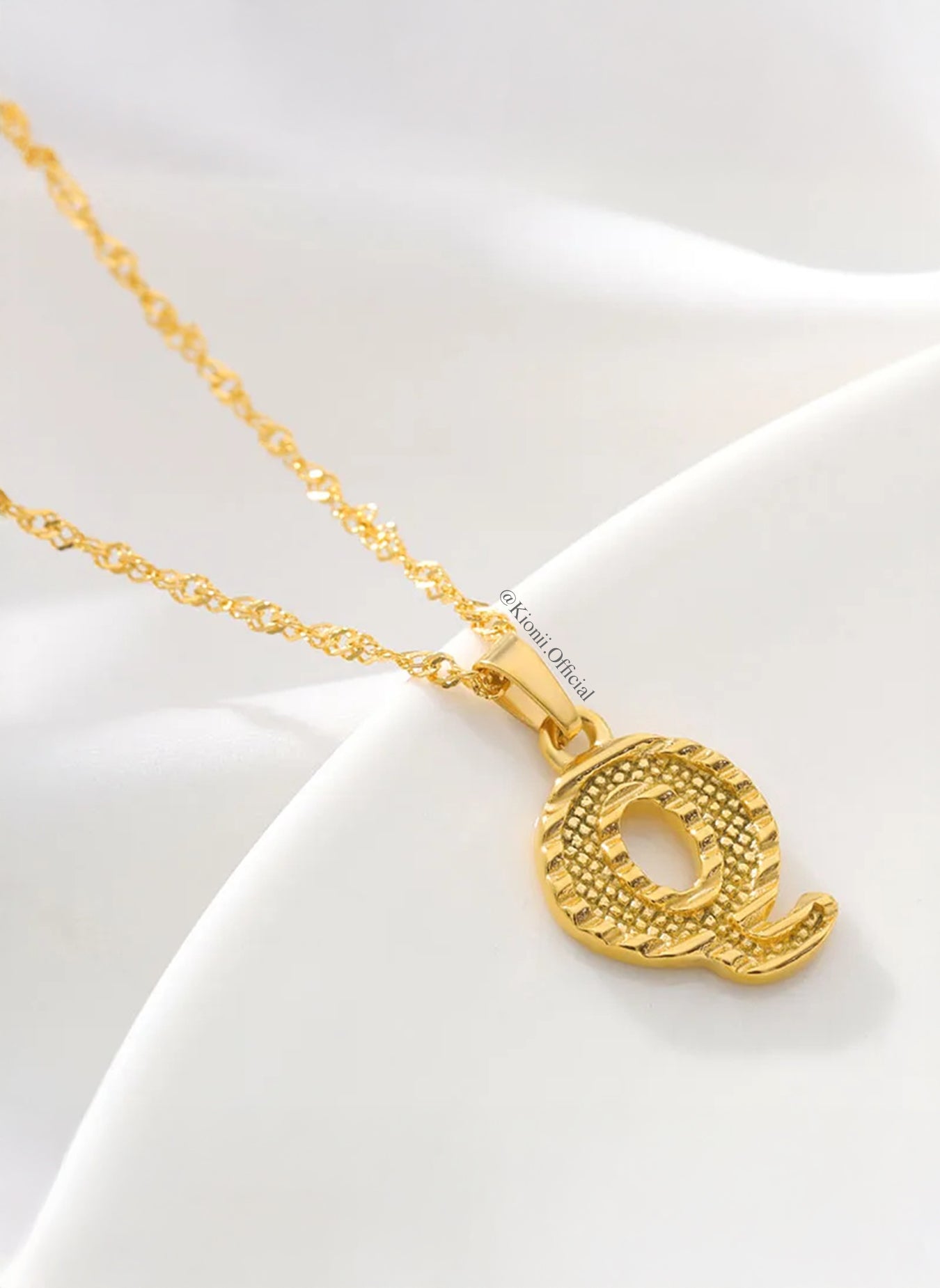 Ciara Initial Necklace (Gold)