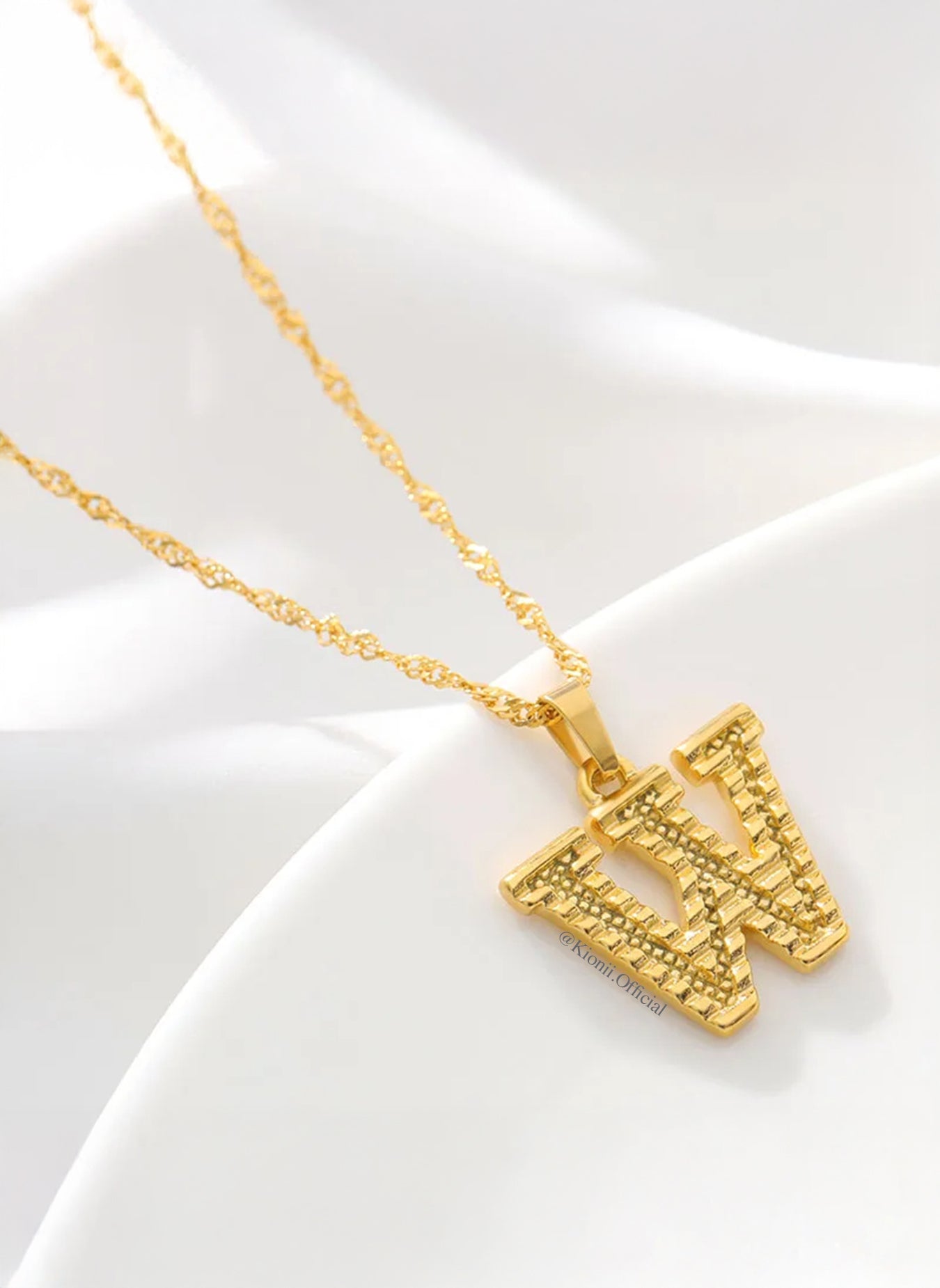 Ciara Initial Necklace (Gold)