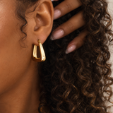 Ellie Hoops