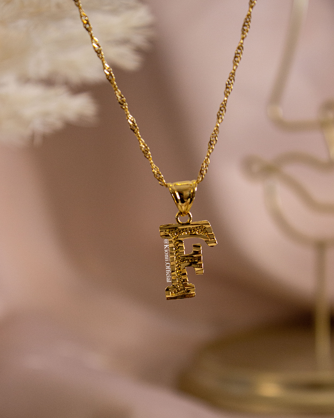 Ciara Initial Necklace (Gold)