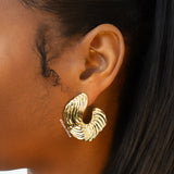 Halle Studs