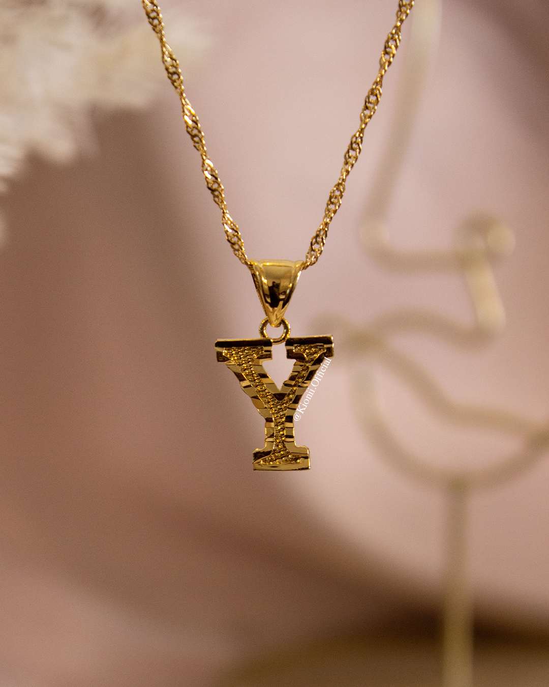Ciara Initial Necklace (Gold)