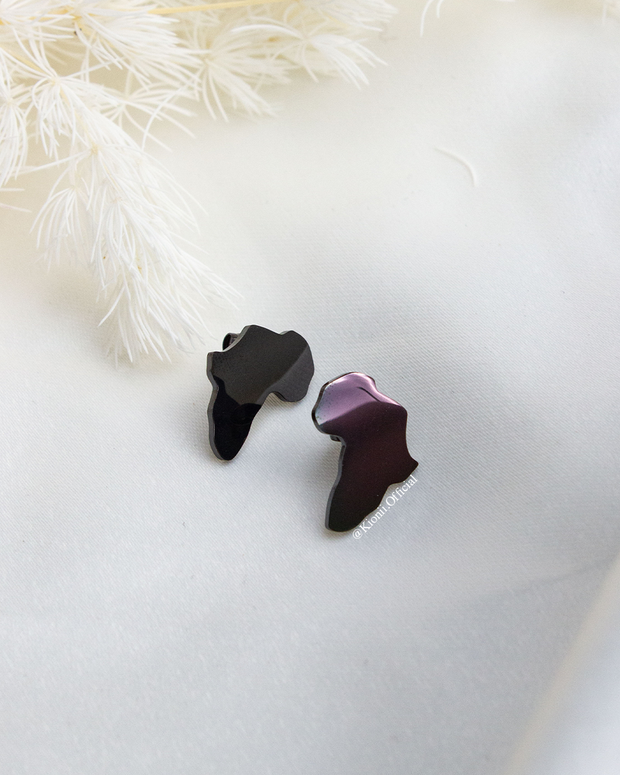 Africa Men Studs (Black)
