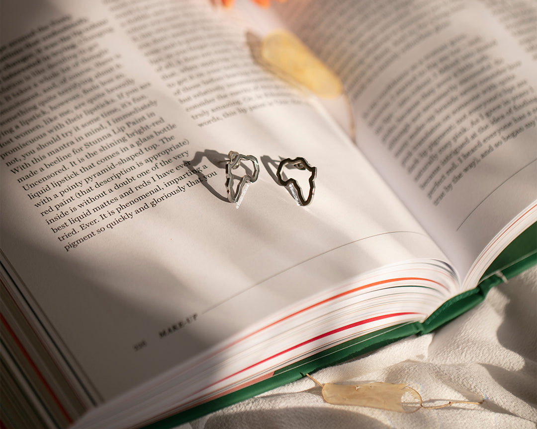 Africa Outline Silver Studs - KIONII