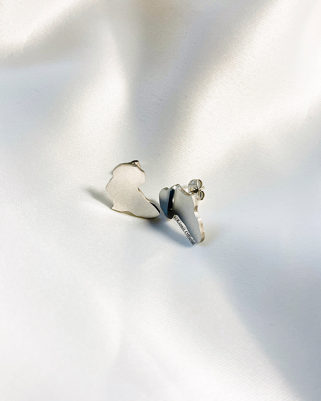 Africa Studs (Silver) - KIONII