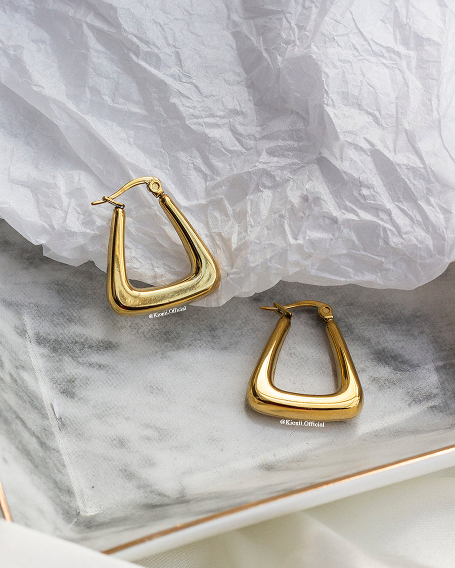 Ellie Hoops - KIONII