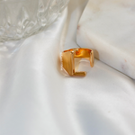 Initial Gold Chunky Ring - KIONII
