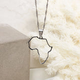 Africa Kisi Outline Necklace (Silver)